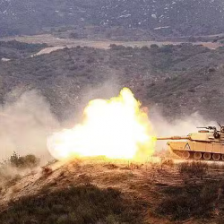 Americký tank Abrams v akcii Americký tank Abrams v akcii