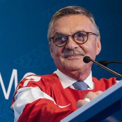 Bývalý dlhoročný prezident IIHF René Fasel Bývalý dlhoročný prezident IIHF René Fasel