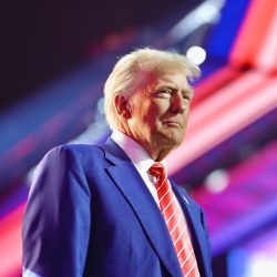 Donald Trump 4 Donald Trump 4