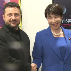 Japonská premiérka Sanae Takaičiová s ukrajinským prezidentom Volodymyrom Zelenským v sídle OSN v New Yorku 22. septembra 2026