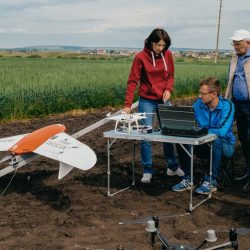 Krasnojarskí vedci sa pripravujú na spustenie dronu na výskum poľnohospodárskych polí