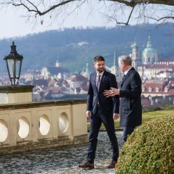 Michal Šimečka s Petrom Fialom na stretnutí v Prahe (8.3.2024)