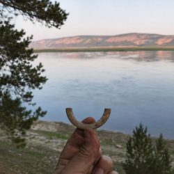 Nájdený fragment nefritového prsteňa
