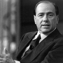 anni '90
archivio storico
Silvio Berlusconi (Milano, 29 settembre 1936) è un politico e imprenditore italiano, conosciuto anche come il Cavaliere, soprannome assegnatogli dal giornalista sportivo Gianni Brera in ragione dell'onorificenza a cavaliere del lavoro conferitagli nel 1977 dal presidente della Repubblica Giovanni Leone e alla quale ha rinunciato nel 2014.
nella foto: Berlusconi Silvio

Busta n° 3819/A,Image: 782916941, License: Rights-managed, Restrictions: , Model Release: no, Credit line: Profimedia