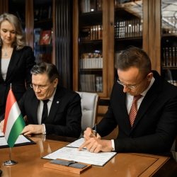 Szijjártó a Lichačov Szijjártó a Lichačov