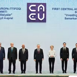 Účastníci summitu Stredná Ázia – Európska únia