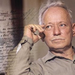 V poradí tretí ruský nositeľ Nobelovej ceny za literatúru Michail Alexandrovič Šolochov (1905 – 1984) V poradí tretí ruský nositeľ Nobelovej ceny za literatúru Michail Alexandrovič Šolochov (1905 – 1984)