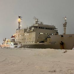 Výskumná loď „Akademik Ioffe“